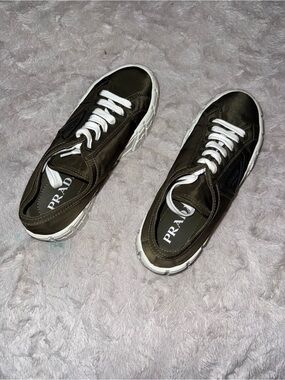 PRADA Olive Green Low-Top Sneakers with White Accents